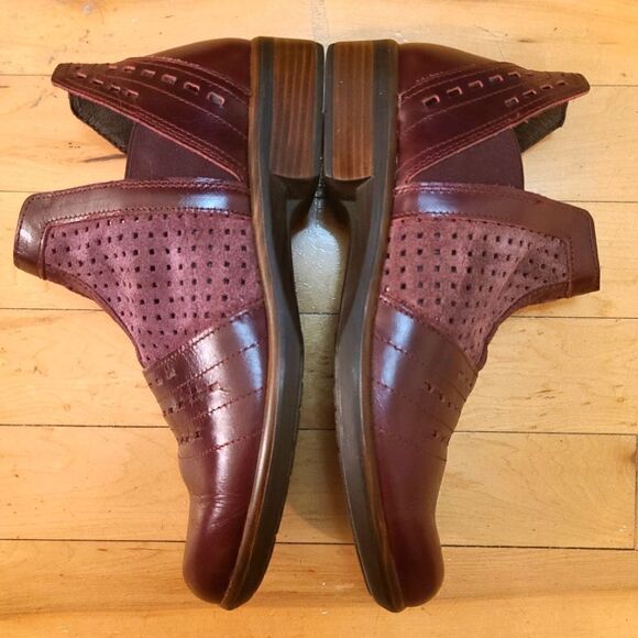 Naot Rivotra Booties Burgundy Size 36 - Picture 3 of 6